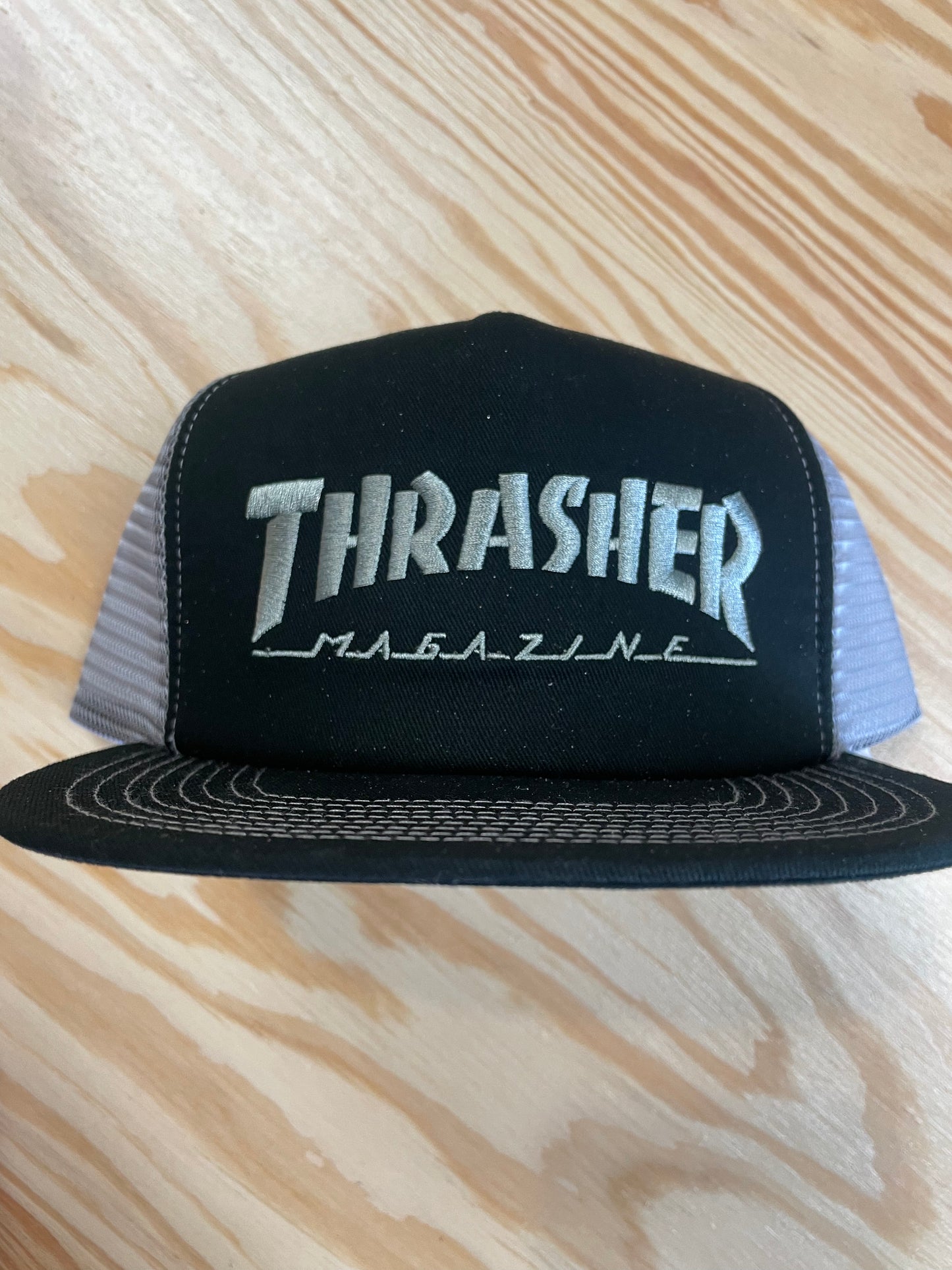 Thrasher MAG LOGO - TRUCKER - BLACK / GREY