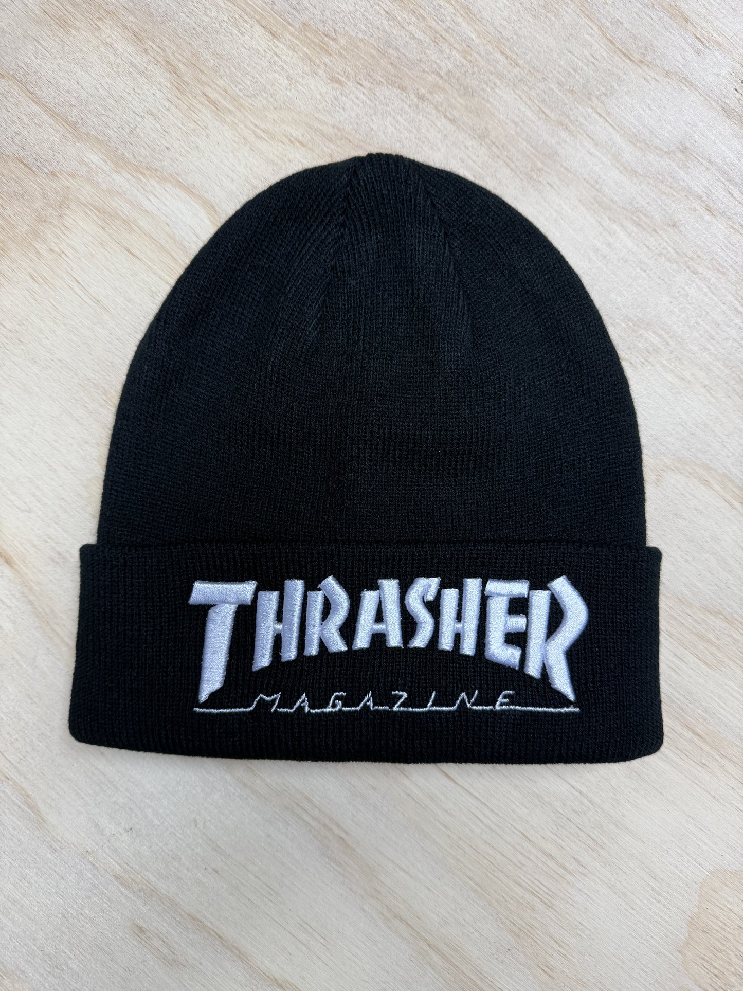 EMBROIDERED THRASHER - BEANIE - BLACK