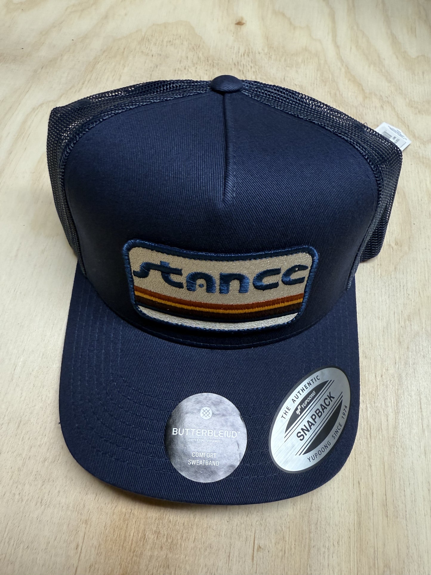 ICON TRUCKER HAT - NAVY