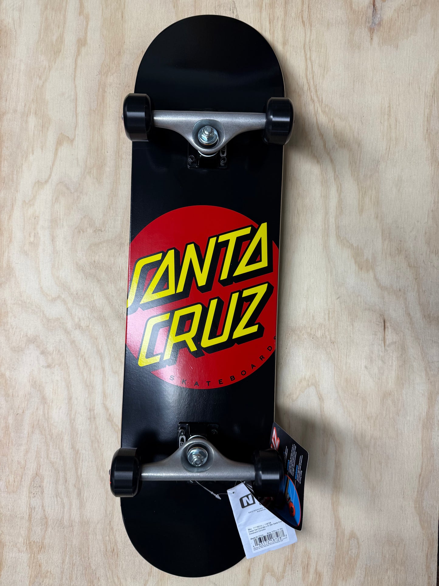 Classic Dot Full 8.00in x 31.25in Santa Cruz Skateboard Complete