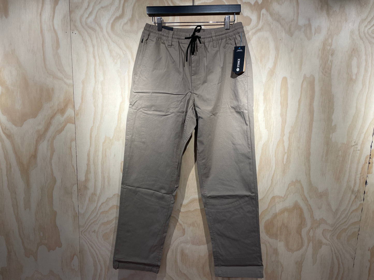 COMPOUND PANT - TAUPE